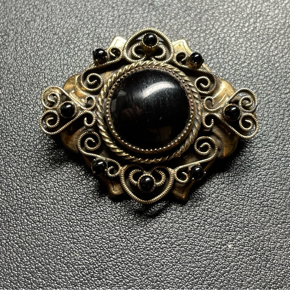 Vintage Signed ORIGINAL BY ROBERT Black Cabochon Brooch Pendant Mid Century